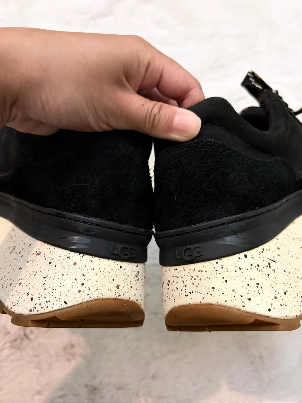 UGG Marin Lace Platform Sneakers Black Nubuck Chunky Lug Sole Size 9